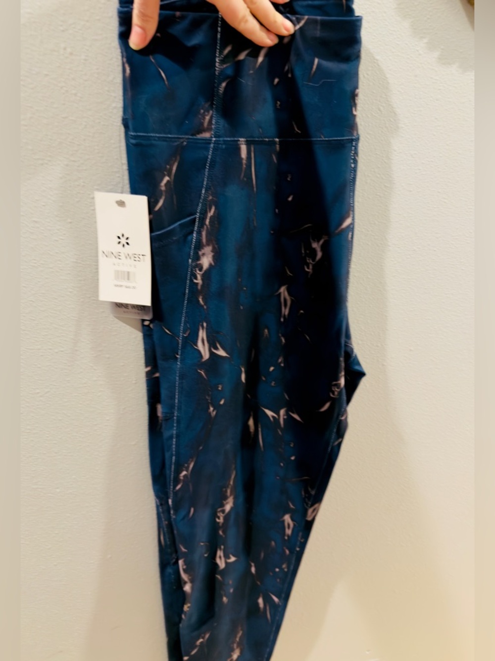 Nine west Leggings With Pockets XL in dark blue with gold marble highlights